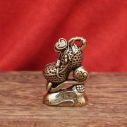 Bronze Lucky Peanuts Figurine Office Shop Opening Decoration Wealth Attracting High End Home Bar Entrance Ornament - Image 2