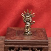 Bronze Statue Of Liberty Desktop Decoration Creative Cartoon Style Liberty Goddess Ornament Popular Cross-Border Sale - Image 4