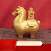 Luxury Style Creative Wealth Horse Ornament Living Room Office Decorations Opening Ceremony Gift Metal Craft Figurine