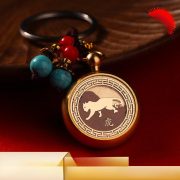 Bronze Artistic Rotation Keychain Car Pendant Bag Accessory Handle Red Coral Key Holder Custom Metal Craft Ornament - Image 3