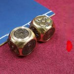 Bronze Six-Sided Rotatable Handle Ornaments Creative Tea Ceremony Table Zodiac Dice Decorations Turn The World Around Luck