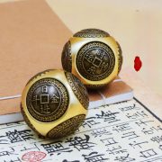 Bronze Round Six-Sided Stress Relief Cube Handheld Fitness Gift Lucky Turning Eight Ways Prosperity Custom Metal Craft Ornament