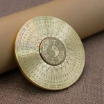 Bronze Metallurgical Artwork Tai Chi Compass Home Decorative Ornaments Finger Stress Relief Gyro For Relaxation And Entertainment