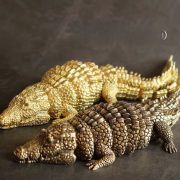 Retro Bronze Crocodile Desktop Ornaments Moveable Hand Office Tea Pet Decorations Bookshelf Crafts Metal Artwork