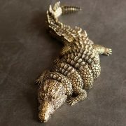 Retro Bronze Crocodile Desktop Ornaments Moveable Hand Office Tea Pet Decorations Bookshelf Crafts Metal Artwork - Image 2