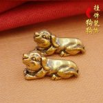 Bronze Zodiac Dog Keychain Pendant Small Lucky Dog Hanging Decoration Chinese Year Of The Dog Dog Charm Amulet Metal Craft Ornament