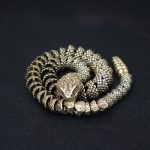 Retro Bronze Snakes And Dragons Moving Ornaments Crafts Tea Pet Gifts Handmade Metal Craft Desktop Decorations