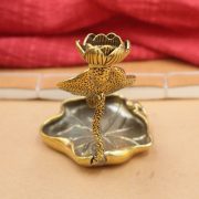 Solid Brass Lotus Flower Reverse Flow Incense Copper Ornaments Chinese Style Tea Room Zen Frog Lotus Copper Tea Pet Mini Decorations - Image 3