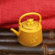 Miniature Chinese Style Brass Teapot Fortune Teller Tabletop Decoration Mahjong Gift Ornament Handheld Piece For Instant Happiness