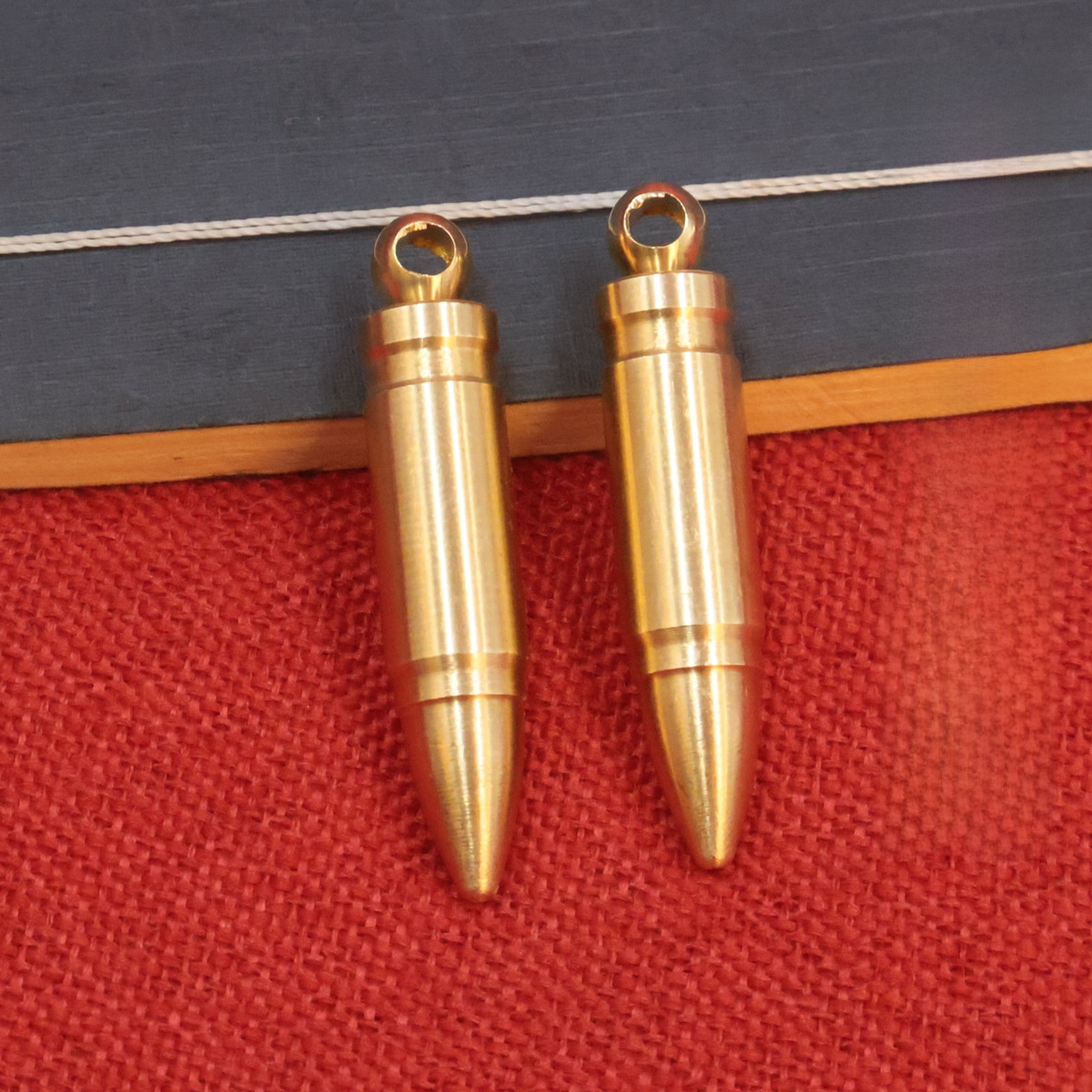 LA-843388480052_img0 Antique Bronze Bullet Keychain Creative Portable Mini Knife Multi-Functional Accessory Hanging Ornament - Image 1