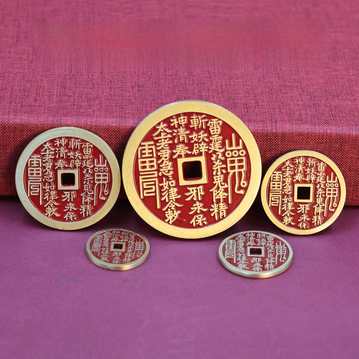 LA-911017231627_img0 Authentic Antique Bronze Coin Pendant Necklace Feng Shui Safe Lock Design Dragon Tiger Mountain Ghost Coin Unisex Traditional Craft - Image 1