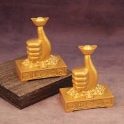 New Chinese Style Office Desktop Decoration Metal Yuanbao Rotating Wealth Attracting Craftwork Gift