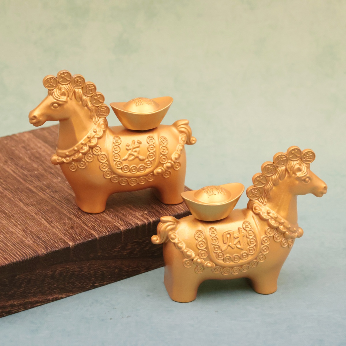 LA-994623941731_img0 Metal Horse Ornament For Desktop Wealth Brings Instantly Lucky Money Symbol Craftwork Ideal Gift Animal Zodiac Horse - Image 1