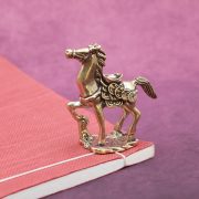 2026 Bronze Horse Figurine Home Desktop Tea Pet Pure Copper Artcraft Horse Success Zodiac Horse Small Ornament Custom Metal