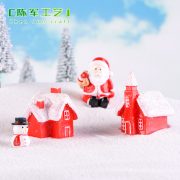 Candy-colored villa creative resin snow scene house christmas snowman ornament - red style house craft gift - Image 4