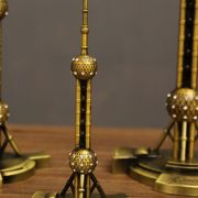 Custom Metal Model of Shanghai Oriental Pearl Tower Tourist Souvenir Bronze-Colored Zinc Alloy Construction Architectural Model - Image 4