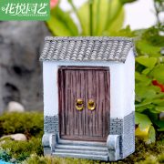 Customizable Decorative Ornaments Zakka Resin Miniature Landscape Green Plant with Ancient Tile Roof and Doorway - Image 2