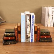 European Style Vintage Decorative Bookends Wooden Carved Bookshelf Decorations Unique Personalized Home Office Supplies - Image 3