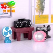 Retro Resin Decorative Ornaments Customizable Black And White TV Radio Fan Clock European Style Camera Gifts - Image 2