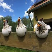 Customizable Decorative Resin Ornament Funny Chicken Fence Decor Garden Yard Artwork Handmade Unique Home Decor - Image 2