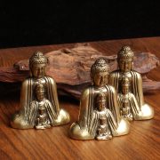 Retro Bronze Buddha Statue Gilded Metal Artwork Office Decorations Custom Metal Medal Badge Ideal for Worship in Temples