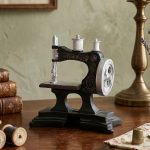 Customizable Decorative Ornament Vintage Sewing Machine Design Bar Retro Aged Finish Home Decor Resin Craft Gift