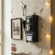 Customizable Decorative Resin Ornament American Style Small Bar Wall Decoration Retro Phone Background For Clothing Store - Image 3