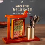 新款马年旋转相框摆台黄铜笔筒创意办公室茶桌马上起势六君子摆件