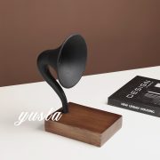 French Retro Record Player Sample Room TV Cabinet Restaurant Decorative Resin Ornament Customizable Soft Home Decoration - Image 4