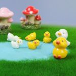 Customizable Decorative Ornaments Cute Little Duck Resin DIY Home Decoration Artistic Craftwork Miniature Landscape Display