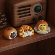 Customizable Decorative Resin Craftwork Japanese Cat Bread Figure Trendy Toy for Coffee Shop Decoration DIY Display Ornament - Image 5