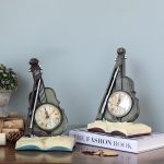 Customizable Decorative Resin Ornament Creative Gift Home Decoration Book Violin Theme Clock Design Personalized Style