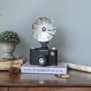 Customizable Decorative Resin Ornament Retro Style Old Camera Design for Bar Clothing Store Decoration - Image 5