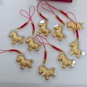 2026 Horse Year Cute Cartoon Horse Mobile Phone Chain Keychain Pendant Custom Metal Medal Badge Instant Wealth Gift - Image 4