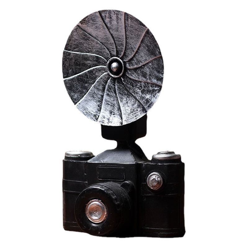 O1CN01Ed4JWo1Bs2vIYNSfJ_0-0-cib.jpg Customizable Decorative Resin Ornament Retro Style Old Camera Design for Bar Clothing Store Decoration - Image 1