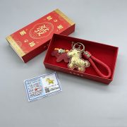 Metallic Horse Year Pendant Keychain Gift Box Set with Lucky Money Bag High-End Mini Horse Charm to Dispel Negative Energy - Image 3