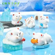 Customizable Decorative Ornaments Ice Cap Polar Bear Series Miniature Snowscape Landscape Cute Bear Fishing Pond Resin Figurine - Image 3