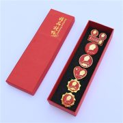 Custom Metal Medal Badge 8pcs Set Different Style President Mao Zedong Memorial Chest Badges People's Servant Theme - Image 4