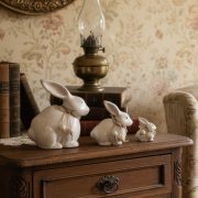 Retro American Wooden Decorative Rabbit Ornaments for Garden Courtyard Balcony Outdoor Display Family of Three Animal Theme - Image 3