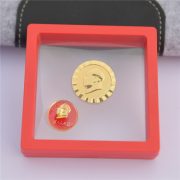 Gold Custom Metal Medal Badge Chairman Mao Memorial Collection Gift New 3 Chest Badges Transparent Red Box - Image 3