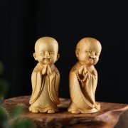 黄金木雕禅意复古小沙弥随身手把件小和尚中式家居桌面装饰摆件