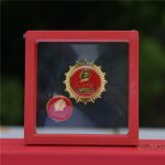 Custom Metal Medal Badge Red Chest Pin President Mao Zedong Memorial Multiangular Residency Emblem Transparent Red Box
