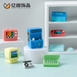Retro Creative Miniature Resin Decorative Ornament Customizable DIY Dollhouse Furniture Tabletop Car Decor