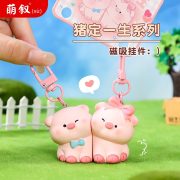Cute Couple Cartoon Resin Figurines Customizable Decorative Ornaments Magnetic Keychains School Bag Accessories Wholesale - Image 2