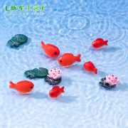 Customizable Decorative Resin Ornaments Miniature Landscape Simulation Red Koi Fish Tank Ocean Beach Scenery Creative Accessories Small Figurines - Image 2