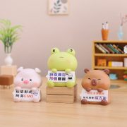办公室工位装饰打工动物抱牌摆件卡通萌趣桌面摆件生日礼物 - Image 2