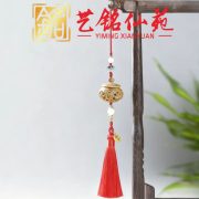 Artistic DIY Green Sandalwood Fragrance Pouch Vintage Carved Aromatherapy Diffuser Mobile Phone Bag Hanging Ornament - Image 4