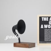 French Retro Record Player Sample Room TV Cabinet Restaurant Decorative Resin Ornament Customizable Soft Home Decoration - Image 3