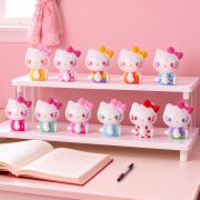 Adorable Cartoon Rainbow Cat Resin Craft Customizable Decorative Ornaments for Desktop Car Anime Themed Decorations