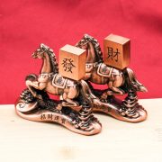 Metal Horse Year Decoration Wealthy Ornaments Office Desktop Decorations Customized Lucky Money Symbol Craftwork - Image 4